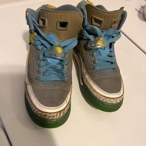 Jordan Kids' Blue and Green Sneakers